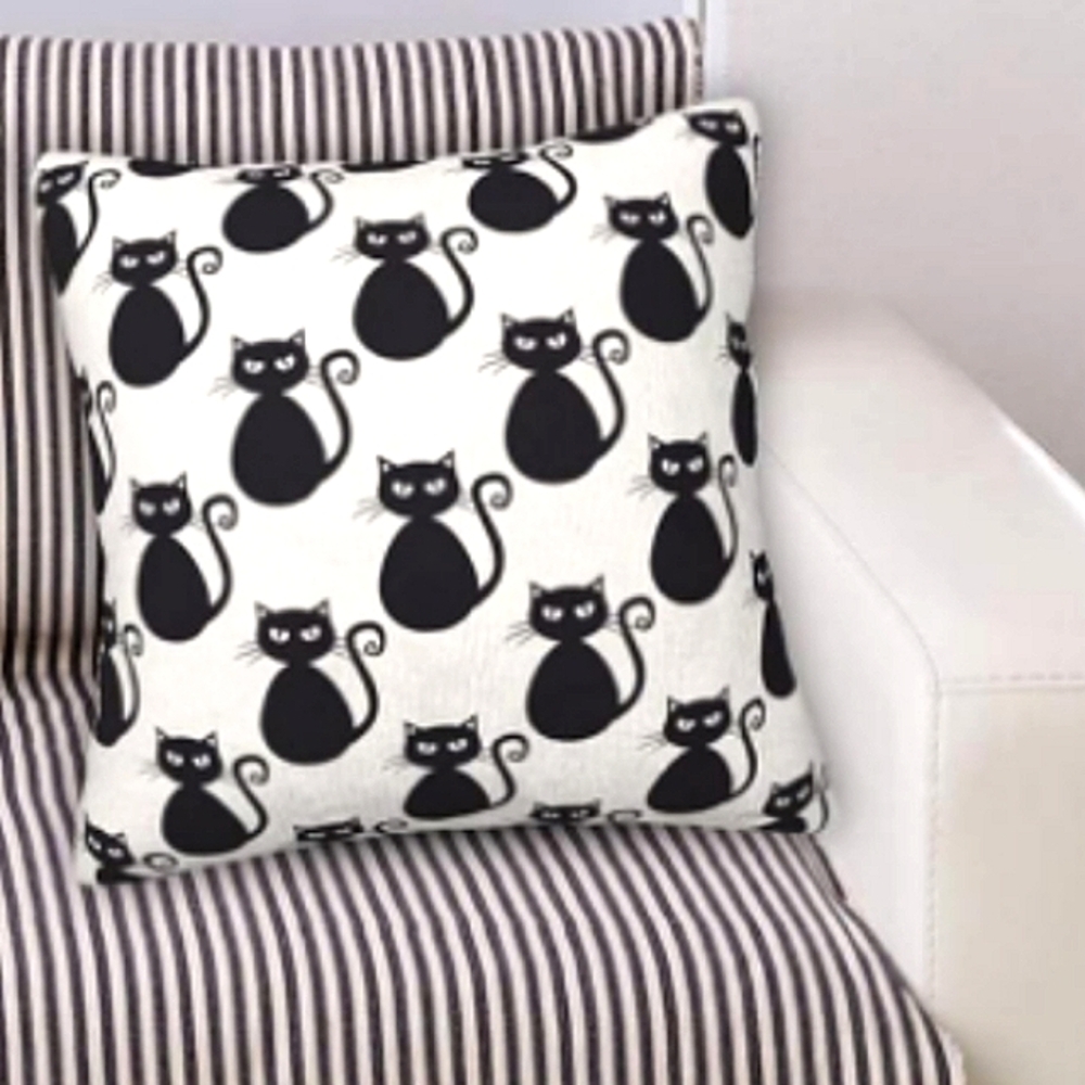 Black Cats Pillow Cover 18" Square Throw Pillows Ivory Cat Lady Lovers Gift New